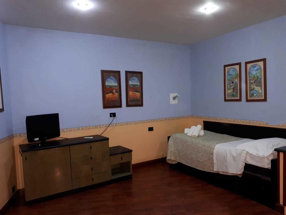 Hotel Como 3*